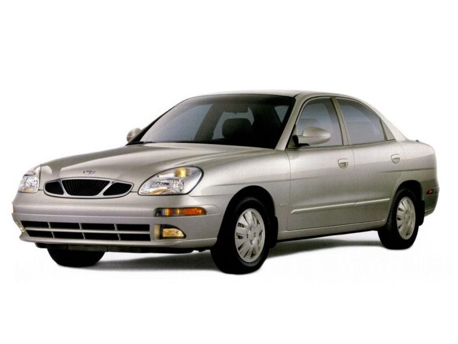  Daewoo Nubira Sedan 1999 года  (US) (фото 7 из 8)